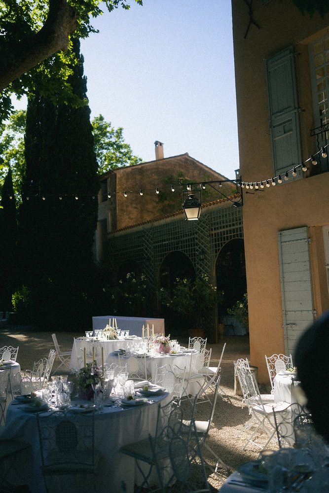 The terrace at the Bastide de Puget